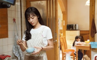 ​周放：我和《第二次拥抱》丁木木个性上哪哪都不像，很想演喜剧