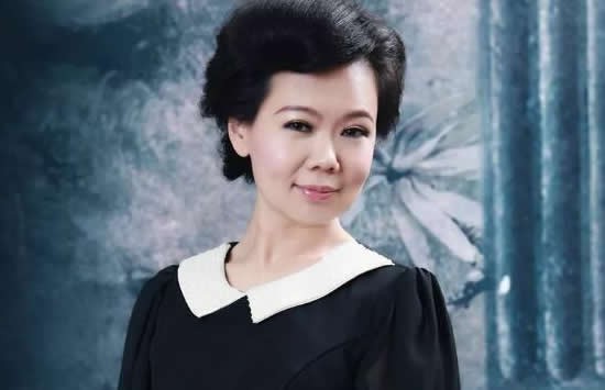 张子枫个人资料家世 童星出道开启演绎道路