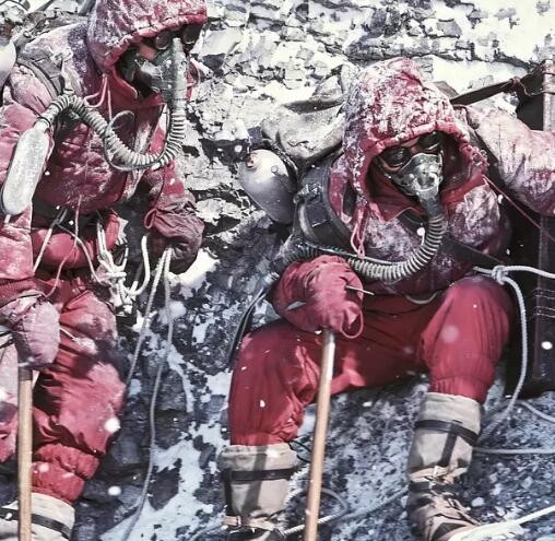 攀登者是吴京投资的吗 吴京既是主演也是电影投资人