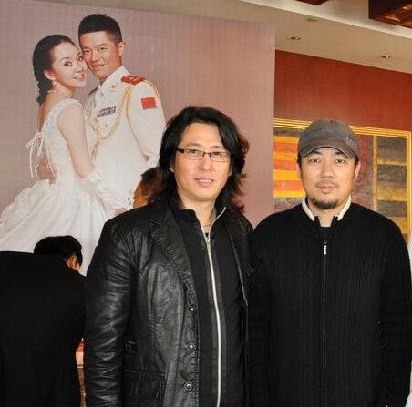 凤凰传奇是不是两口子