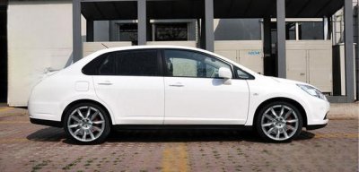 ​启辰D50改装后的图片