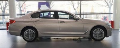 ​后桥差速锁作用大吗