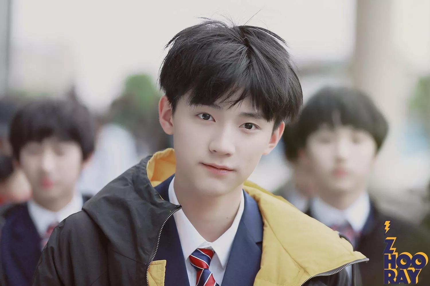 周翊然：少年感好强！和周迅CP感爆棚