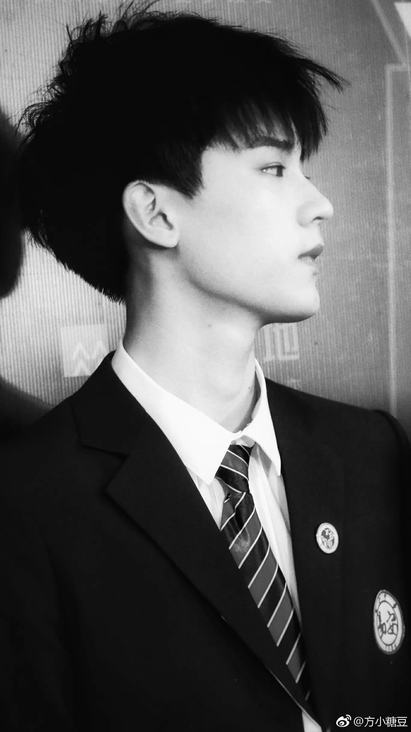 周翊然：少年感好强！和周迅CP感爆棚