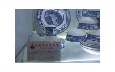 ​失恋后该怎么办？情感挽回指导的主题