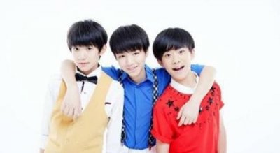 ​王源抽烟易烊千玺反应(王俊凯对王源抽烟的态度)