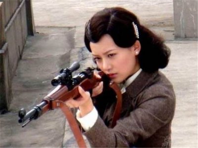 ​剑谍中唐于鸿 她真正的老公是谁