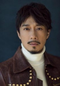 ​演员赵立新的个人资料(演员陈立新简介 个人资料)