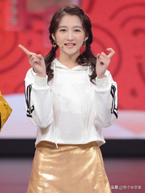 《二十不惑》演员身高:关晓彤172,卜冠今162,而他一米五