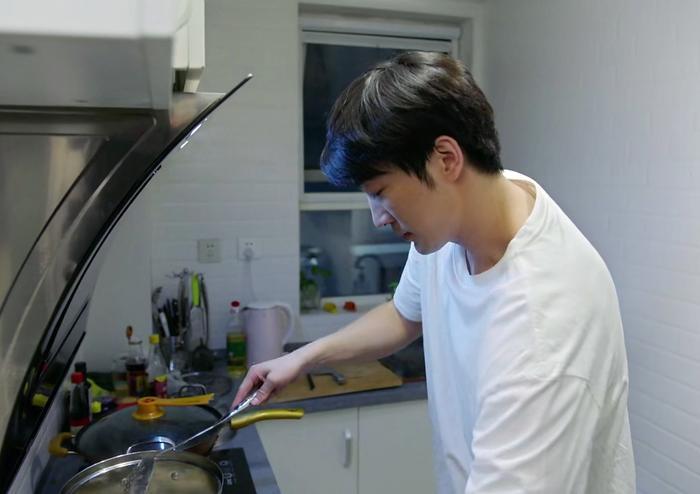 《青春斗》演员学历曝光,丁兰戏里戏外优秀,而她才是隐藏的高手