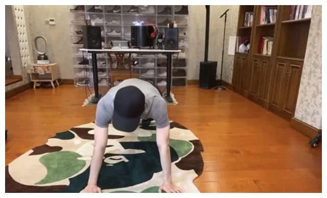 从韩国返京拒测体温隐瞒行程?王子异晒隔离通知澄清谣言