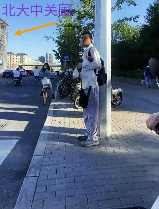 柳智宇蒋方舟介绍(韦神和另一位北大数学天才比较)