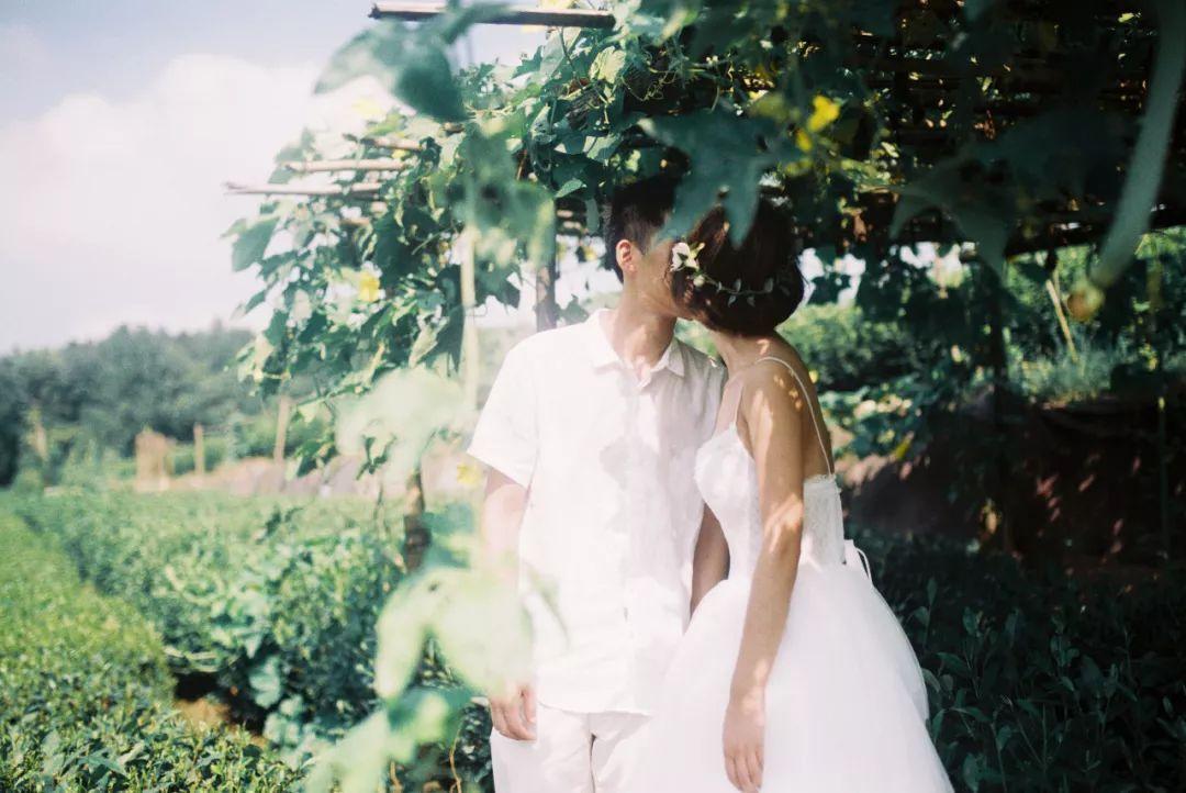 接吻是技术活，不要只会伸舌头，来学学吧