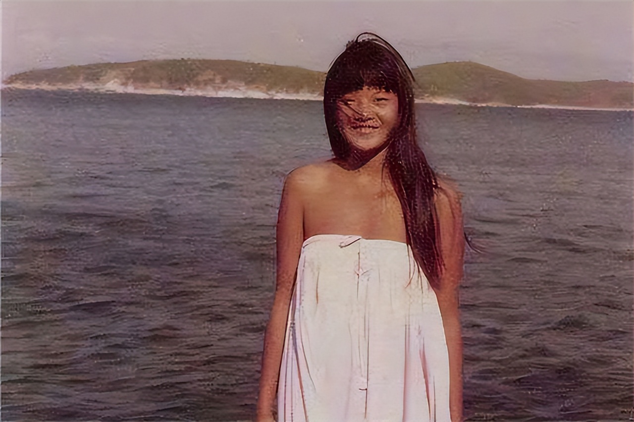 名门痞女洪晃：28岁嫁陈凯歌，4婚3离后终获幸福