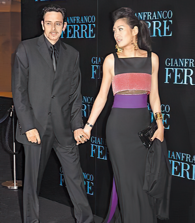 “性感女神”孟广美：43岁嫁给10亿富豪，她的人生有苦更有甜