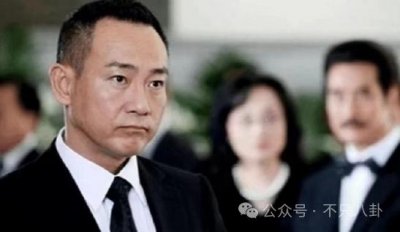 ​比起婚讯，大家更想知道他啥时有新作品吧？！