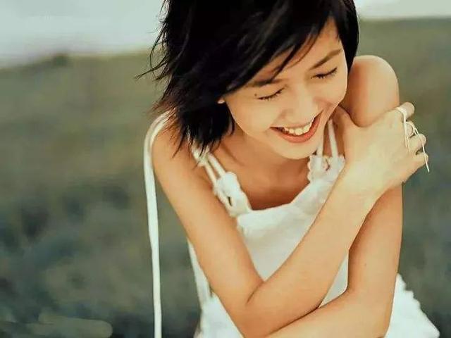 孙燕姿对比周杰伦（那年21岁的周杰伦）(4)