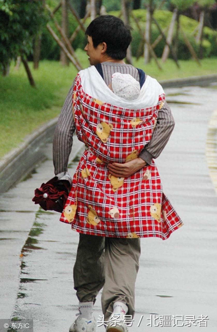 14个父亲背影感人瞬间，哪张打湿了您的眼，哪张又勾起了您的回忆