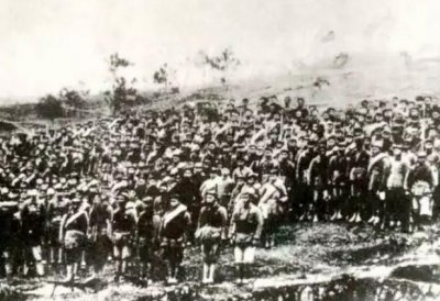 ​最后的红军：拒绝国民党改编，多次杀害组织派的干部，终全军覆没