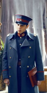 ​内地著名男演员张若昀(内地男演员张若昀的妈妈)