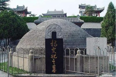 ​杨贵妃墓发现尸骨了吗?贵妃墓无尸骨，马嵬坡建有衣冠冢