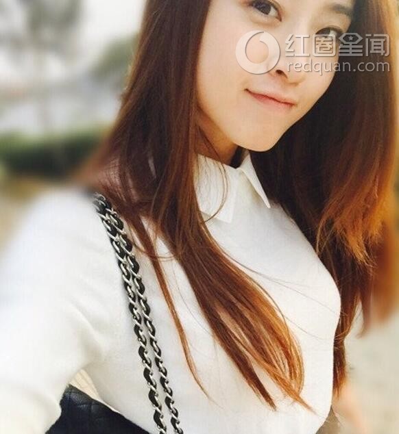 李若嘉的胸围是好大的吗 李若嘉被谁搞过