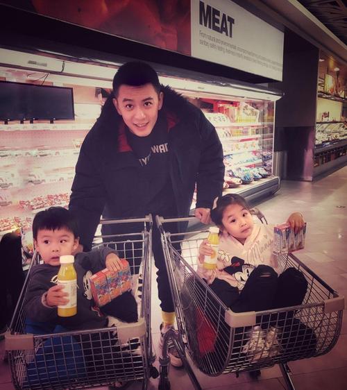 杨鸣老婆唐佳良巨富 杨鸣老婆唐佳良资料 杨鸣妻子唐佳良照片