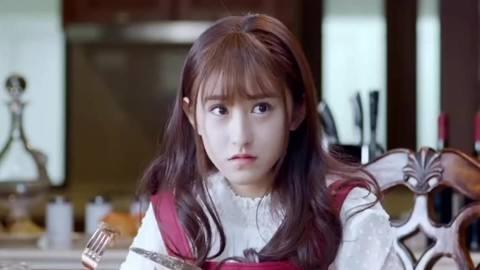 朱圣祎整过容吗 揭秘朱圣祎以前照片被翻差距颇大学生照长这样