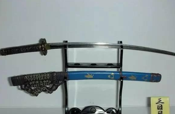 日本十大传世国宝,三日月宗近是日本世界五剑中最美的剑