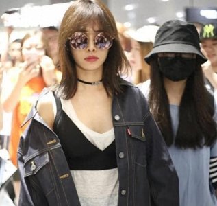 ​内衣外穿到底是时尚还是擦边呢？