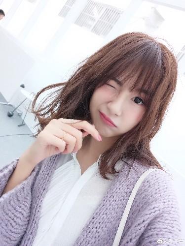 张子萱确实比许婧漂亮,终于知道陈赫为什么选张子萱了。