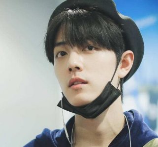 ​daytoy是肖战英文名吗