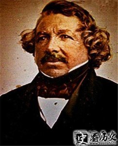 ​发明家达盖尔简介死因_达盖尔的旗帜指什么_达盖尔的成就评价