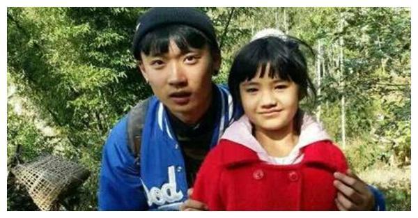 变形记最具正能量的他,供农村妹妹上大学,还将她带到自己家里