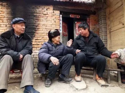 ​白事遇到红事谁让路（红白喜事在路上撞一起有什么讲究）