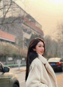 ​吴亦凡恋情揭秘：真相曝光，女友身份引热议