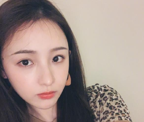 周二珂男朋友是谁(斗鱼女神周二珂为什么停播)