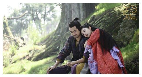 37岁的袁弘成了赵今麦的“父亲”?网友们纷纷感叹:时间真无情啊