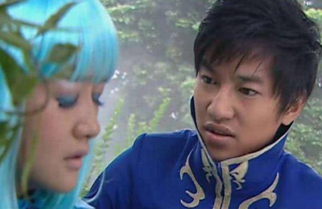 《巴啦啦小魔仙》清新脱俗的人名，小蓝还隐藏了另一个身份？