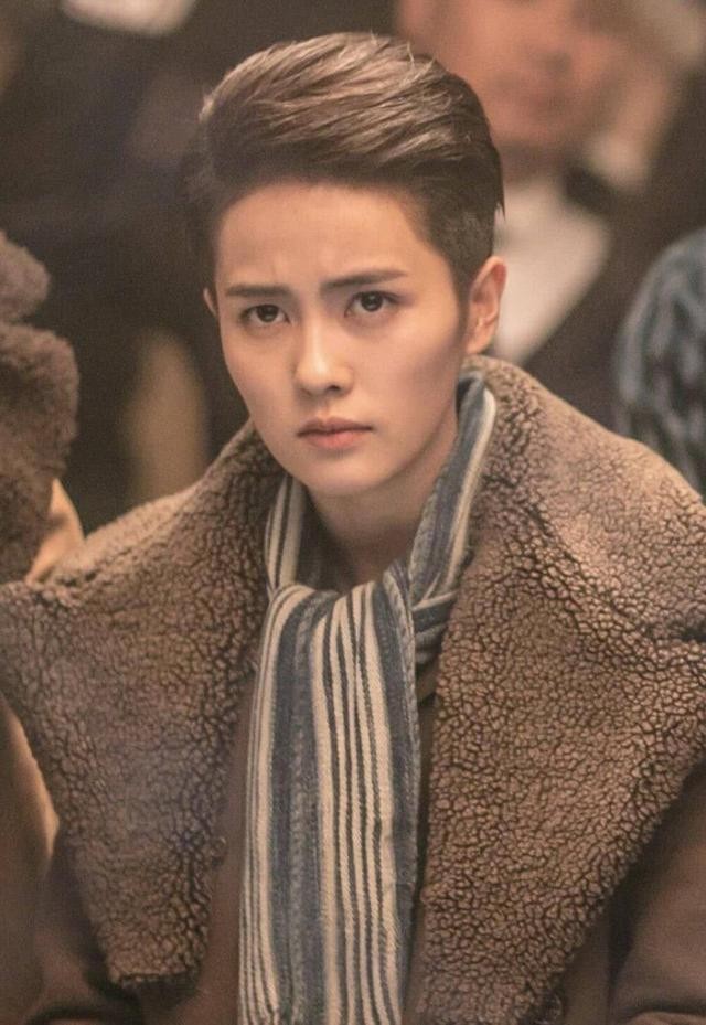 邢恩女友是谁(十二位女扮男装又飒又美的小姐姐)