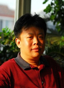 ​著名导演蒋虎：与主持人春妮离婚后单身至今，午夜梦回时可曾后悔