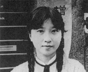 ​这个女人有多狠？14岁持刀逼婚，三婚名震上海，四婚降服风流才子