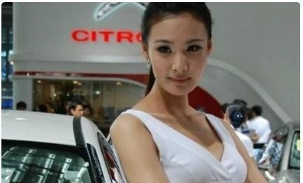 陈丹婷整容前旧照曝光（陈丹婷翻版杨幂快分不清谁）