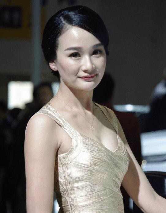 陈丹婷整容前旧照曝光（陈丹婷翻版杨幂快分不清谁）