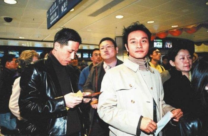 唐鹤德现在结婚了吗 现在老婆是谁