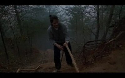 ​剥皮杀人的真实事件，这部限制级的电影史无前例