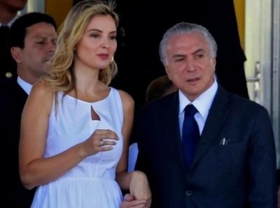 ​巴西最美第一夫人，样貌美艳却声名狼藉，老夫少妻竟是真爱？