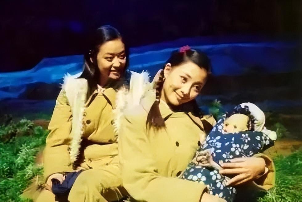 殷桃个人资料简介及家世(43岁殷桃二度“封后”揭露“强者法则”:不断开疆拓土的人生,才是真牛)