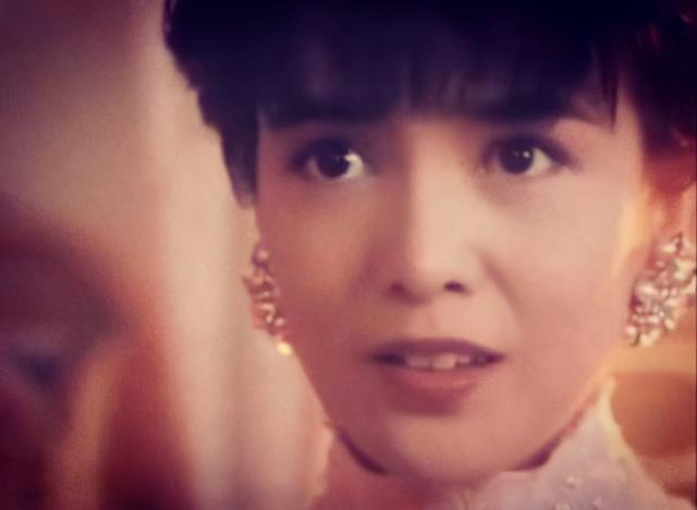 郑裕玲全部电影片段（有名的拼命三娘郑裕玲）(9)