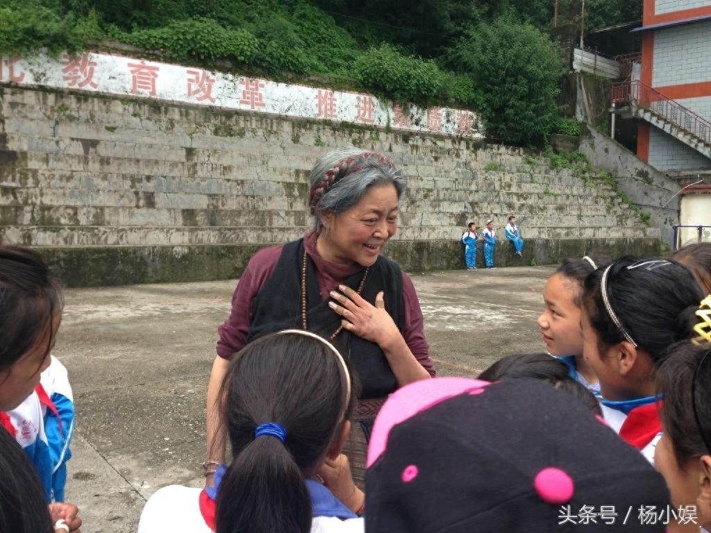 倪萍,五十余载,艺术人生